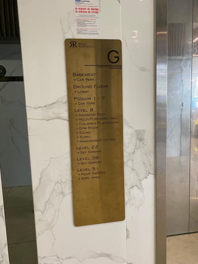 Reizz Residence By Perkasa Kuala Lumpur Luaran gambar