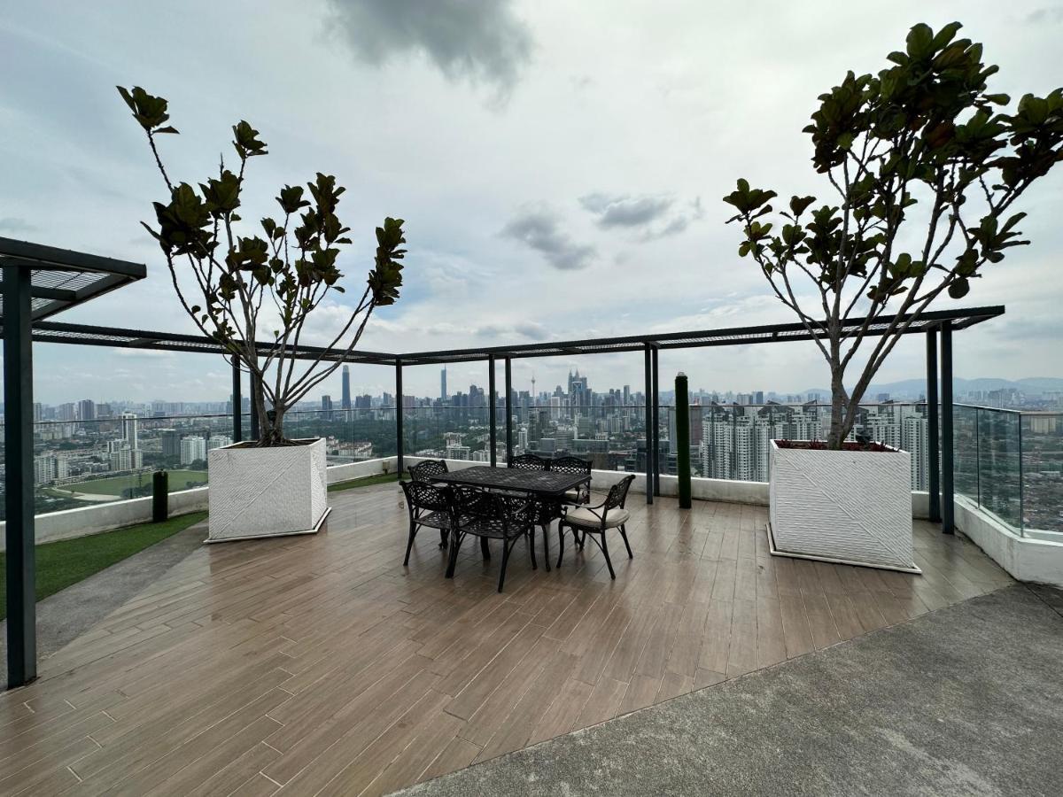 Reizz Residence By Perkasa Kuala Lumpur Luaran gambar